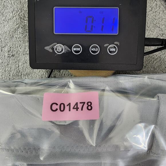 Nike Pants Womens M Gray Vapor Select 2 Softball 3/4 Length Fitted Athletic - Picture 13 of 13